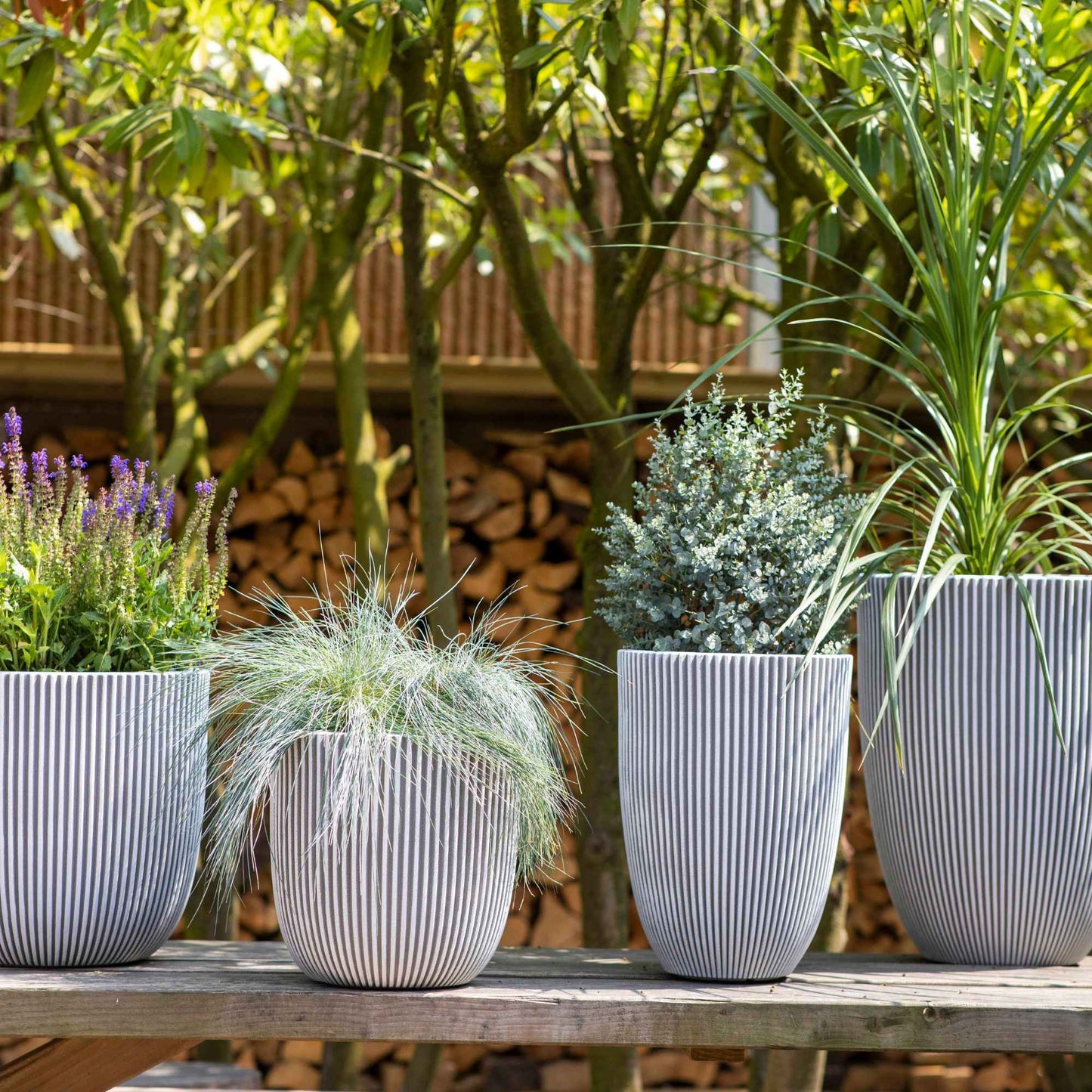 Capi Nature Groove NL Planter Ball Ivory