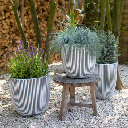 Capi Nature Groove NL Planter Ball Ivory