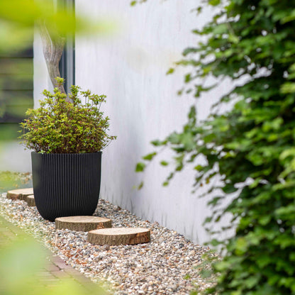 Capi Nature Groove Planter Ball Intense Black