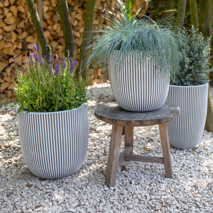 Capi Nature Groove Planter Ball Ivory