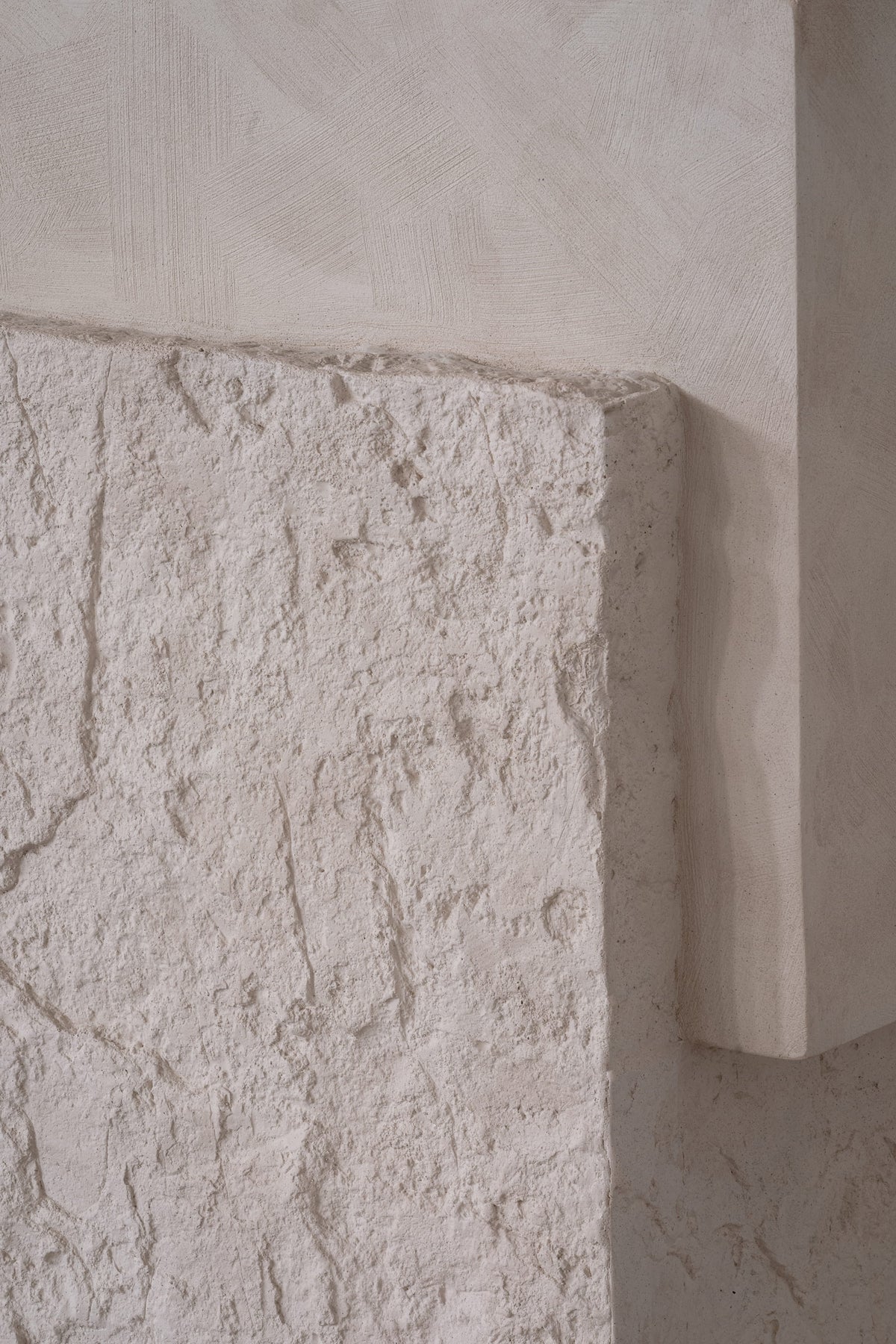 Crescendo Alabaster