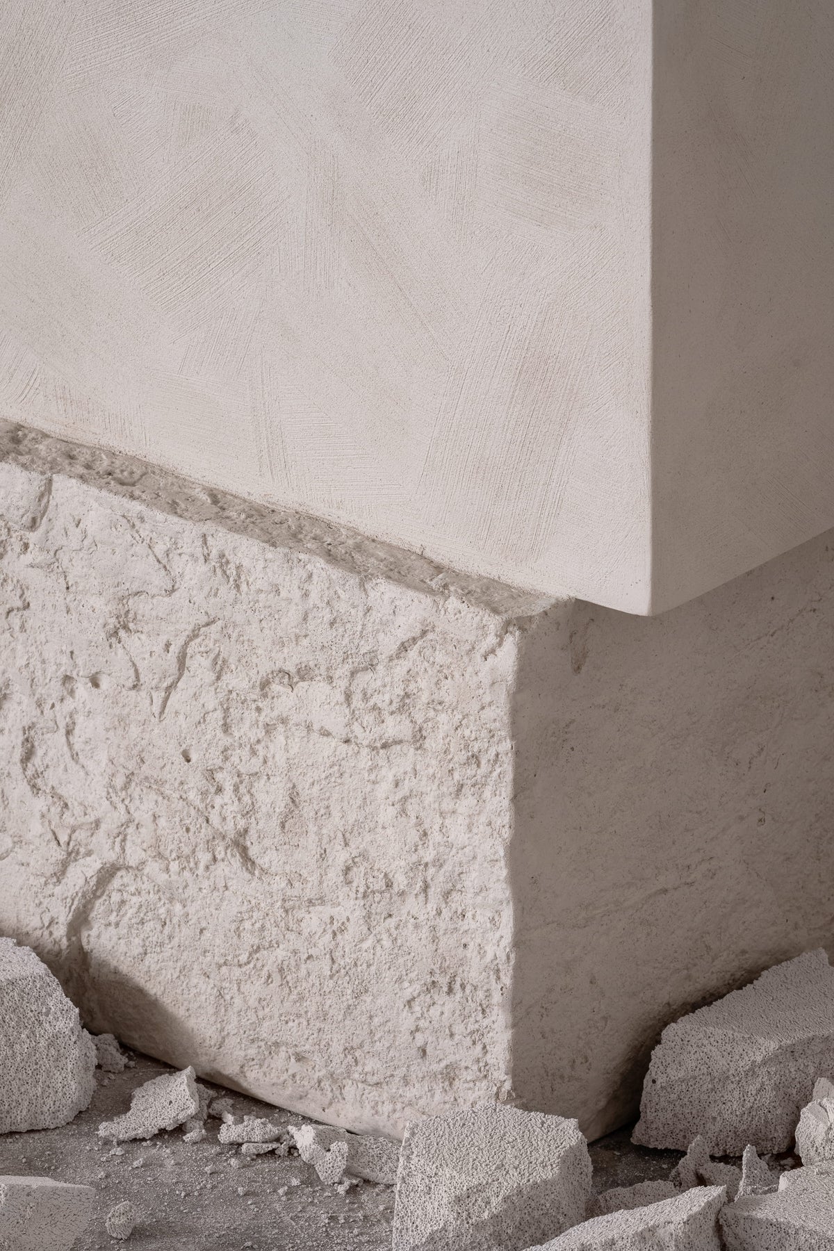 Momentum Alabaster