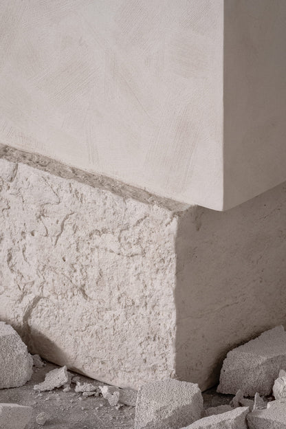 Momentum Alabaster